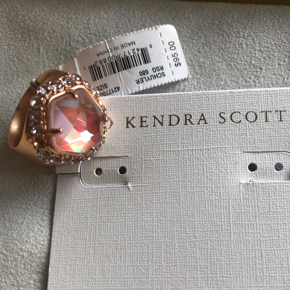 Kendra Scott Schuyler ring size 7
